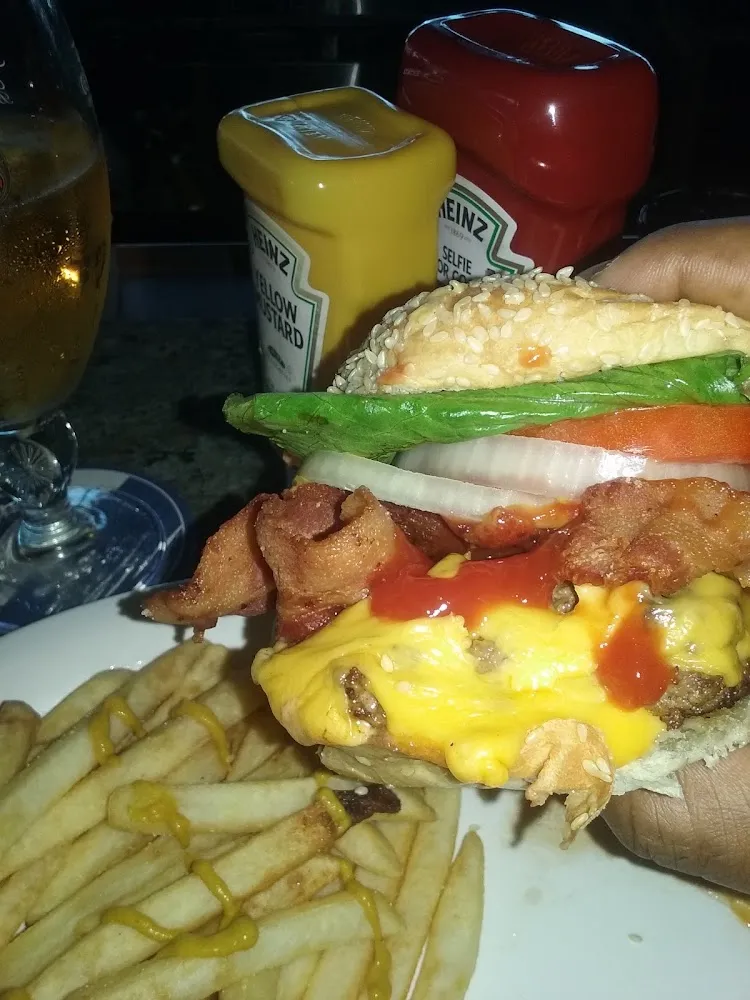 Bacon Cheeseburger